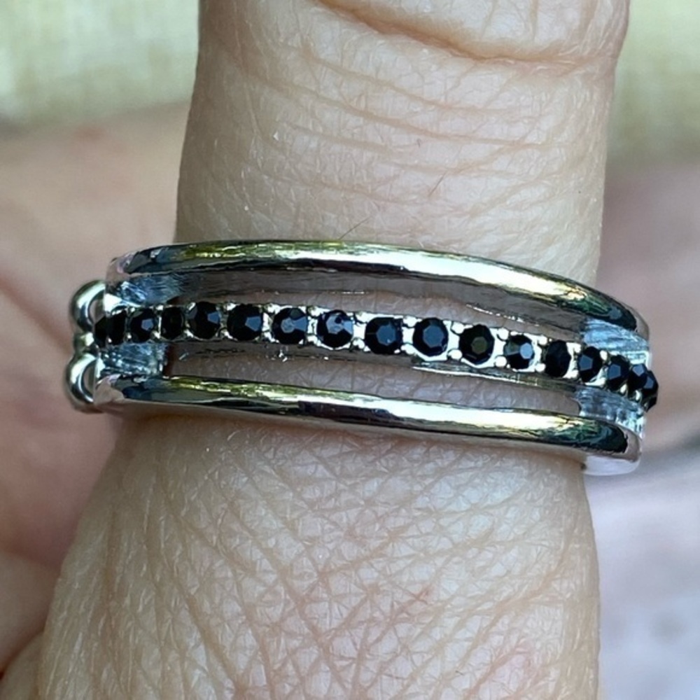 Paparazzi Rings - Picture 2 of 3